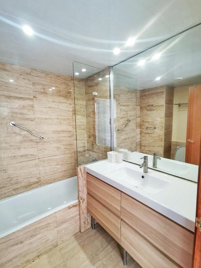 Seafront In Apartment *