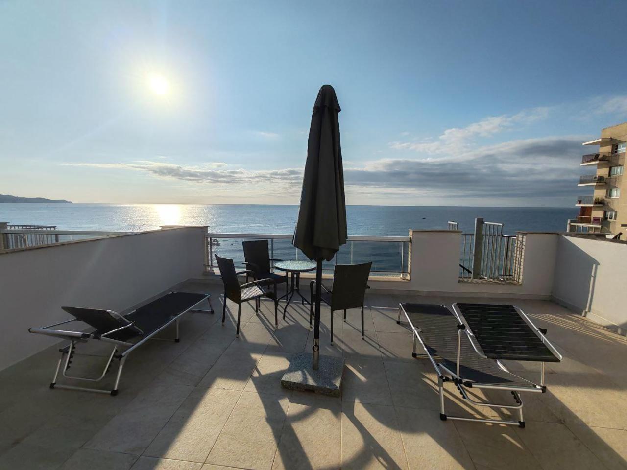Seafront In Apartment
